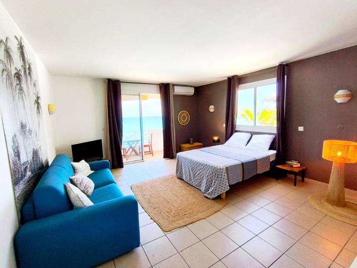 Gîte pour 4 personnes, avec vue et balcon dans Port de Saint-Gilles les Bains - 3