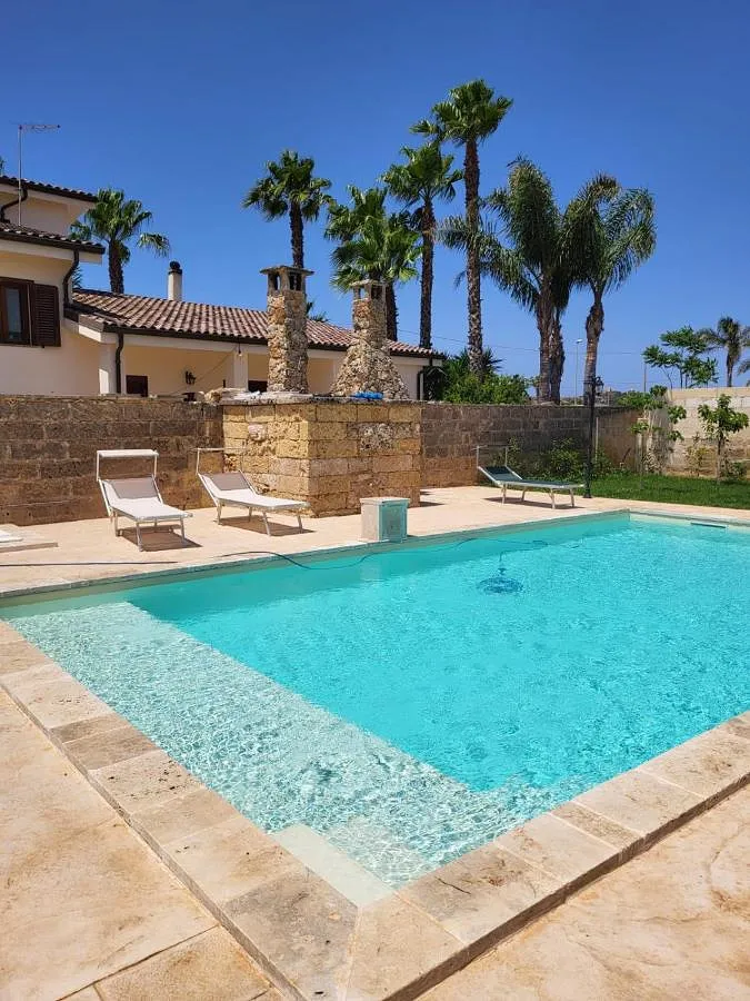 Ferienwohnung für 8 Personen, mit Garten und Pool - 1