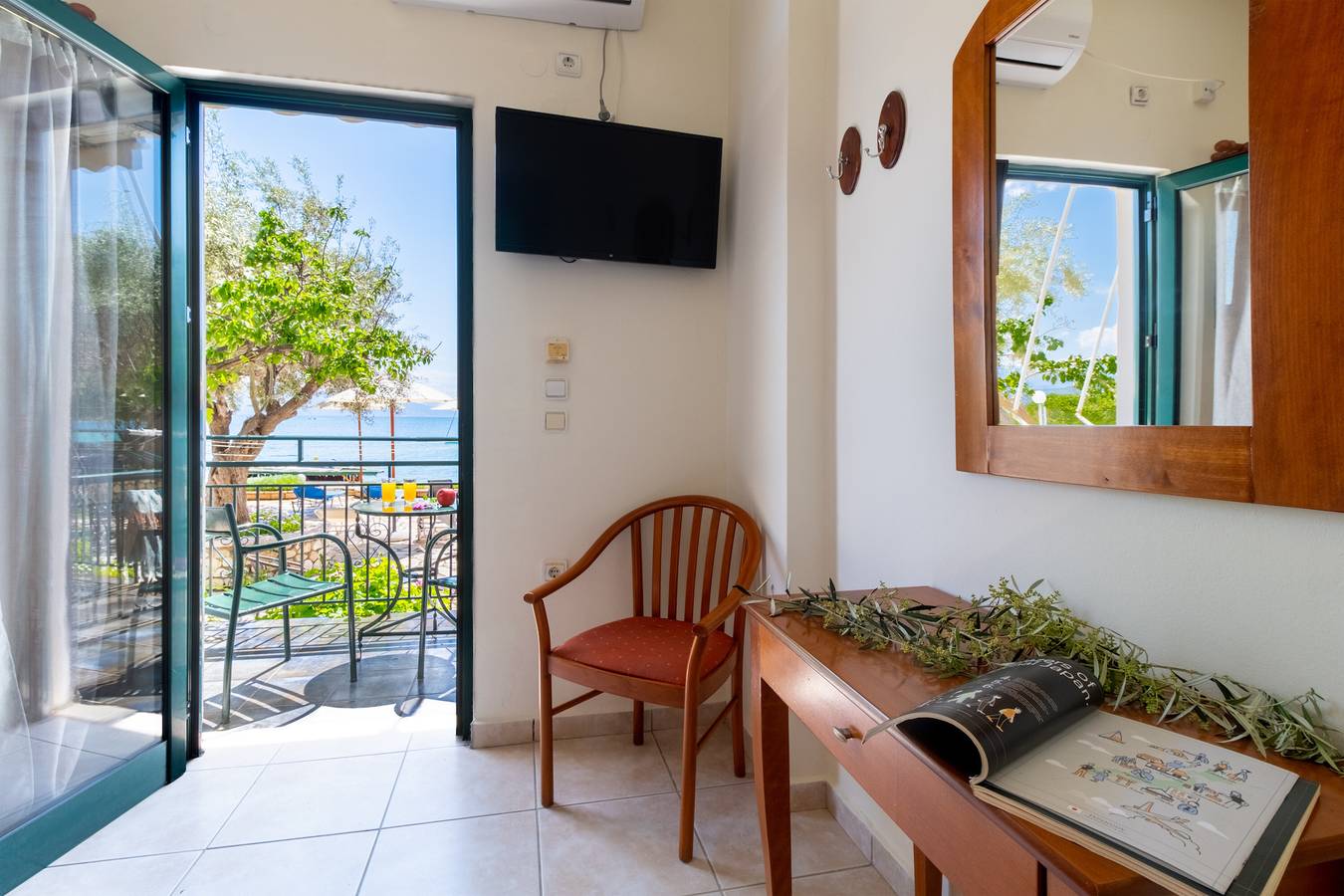 Estudio entero, Apartamento tipo estudio «Nikiana Club - Studio 4» con vistas al mar, piscina comunitaria y Wi-Fi in Nikiana, Alexandros