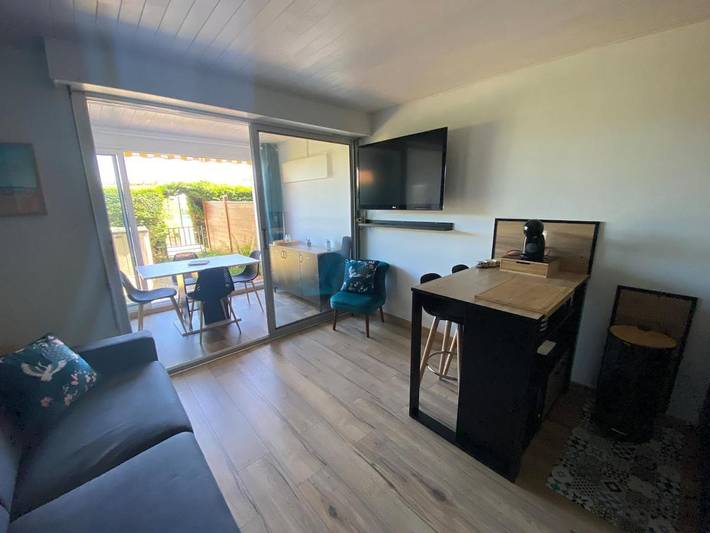 Appartement de vacances pour 4 personnes, avec jardin et piscine