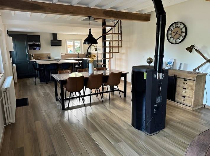 Gîte pour 6 personnes, avec jardin et terrasse à Favières - 4