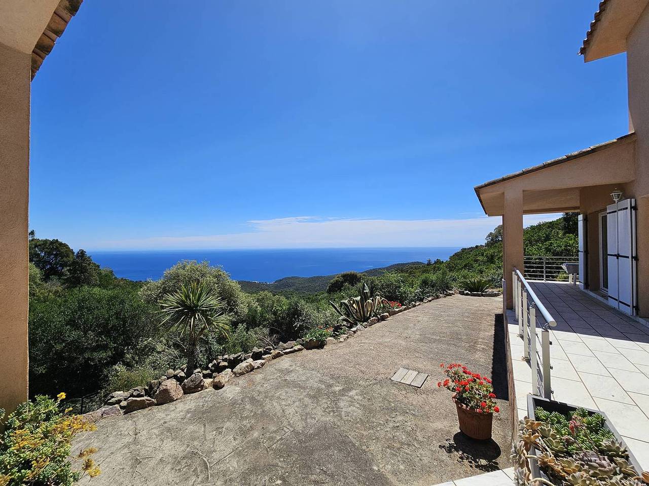 Villa Sari - Meerblick - Klimaanlage in Sari-Solenzara, Sartène und Umgebung
