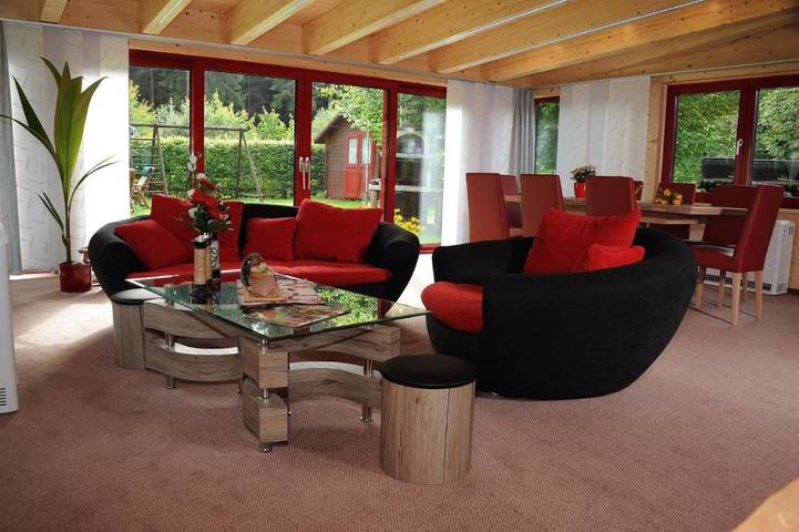 Ferienwohnung für 2 Personen, mit Terrasse und Garten sowie Ausblick in Hermsdorf - 2