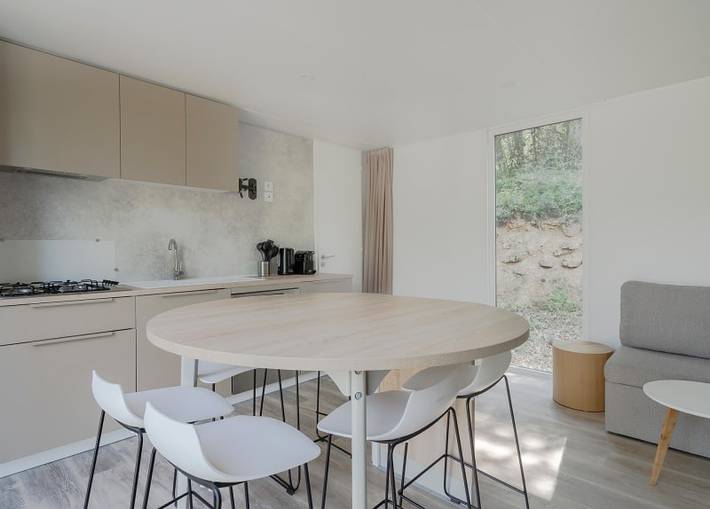 Caravane pour 4 personnes, avec balcon/terrasse ainsi que sauna et terrasse à Nant - 3