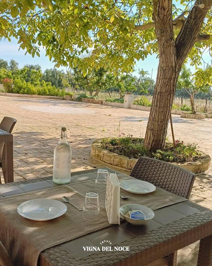 Location de vacances pour 2 personnes, avec vue ainsi que jardin et sauna, animaux acceptés à Corato