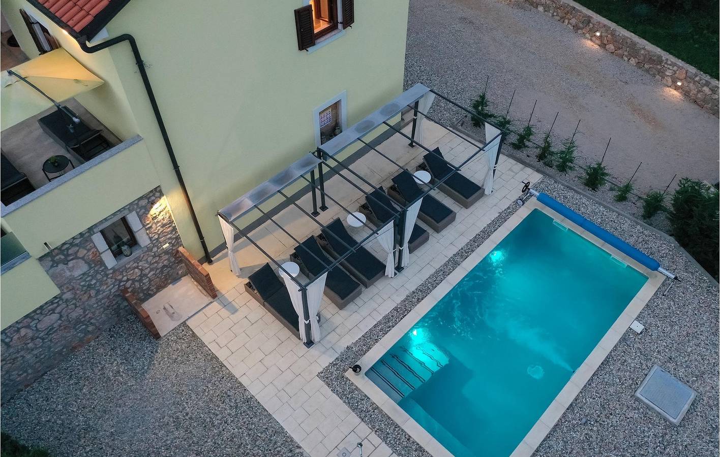 Ferienhaus für 8 Personen mit Pool in Risika, Krk