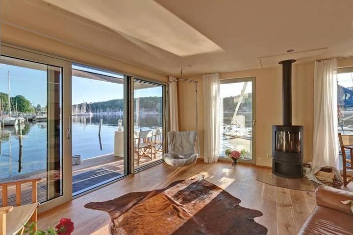 Ferienwohnung für 4 Personen, mit Balkon und Terrasse sowie Garten und Seeblick in Charlottenburg Berlin - 2
