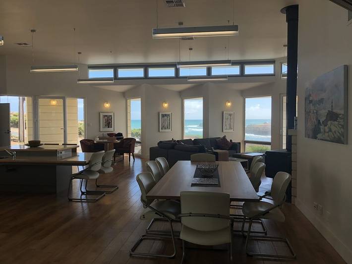 Holiday home for 8 people, with balcony in Robe