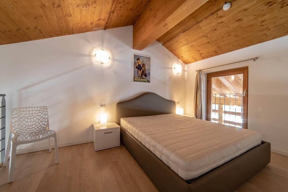 Appartamento intero, Gressoney La Trinitè Bilo con Vista e 4pax Amlodge in Tschaval, Gressoney-La-Trinite