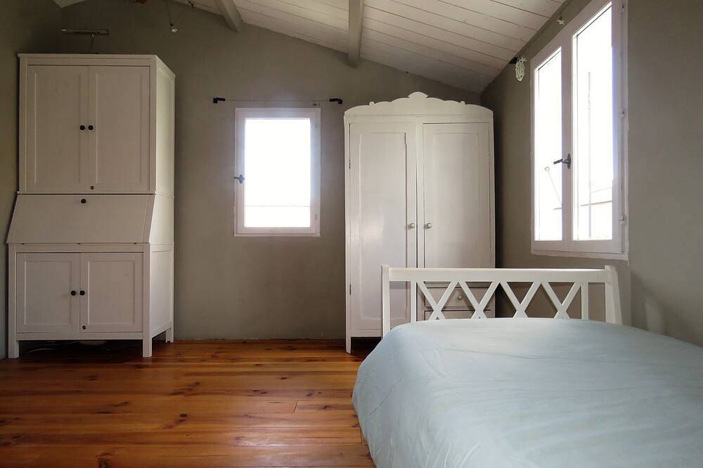 Villa de carácter con piscina climatizada in Dompierre-sur-Mer, Región de La Rochelle