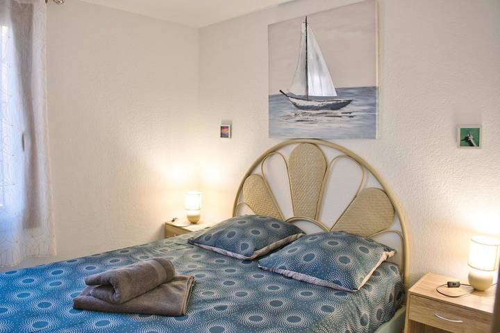 Apartamento para 5 personas, con jardín y terraza, Se admiten mascotas en Leucate