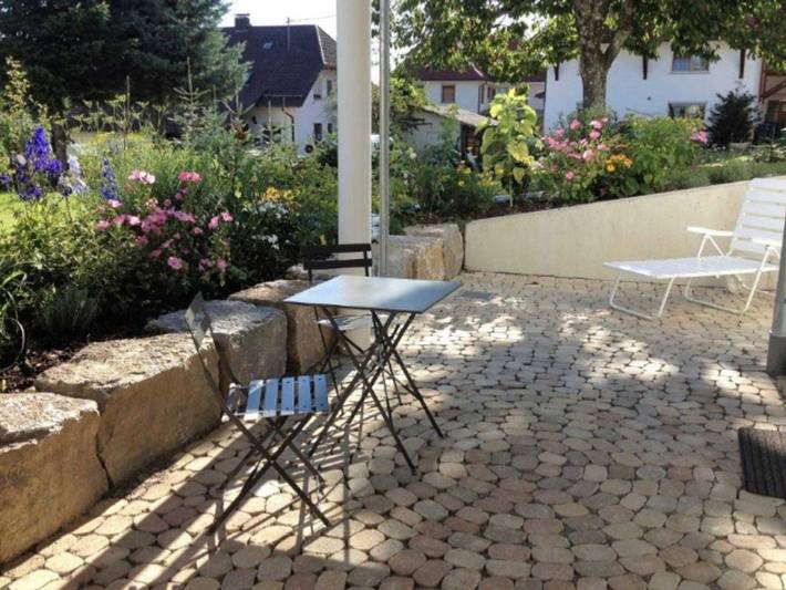 Ferienwohnung für 2 Personen, mit Terrasse und Garten in Markdorf