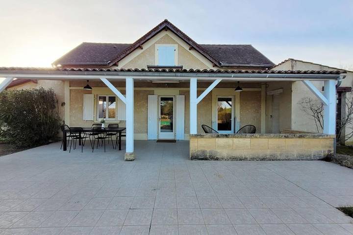 Location de vacances pour 4 personnes, avec jardin et piscine à Saint-Vincent-de-Cosse - 3