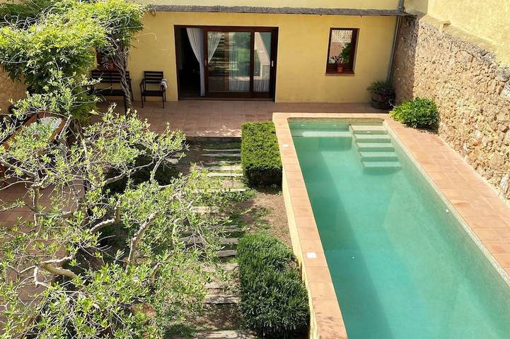 Ferienhaus für 9 Personen, mit Garten und Pool in Castellet i la Gornal