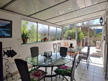 Cottage pour 6 personnes, avec vue et jardin à Palaja