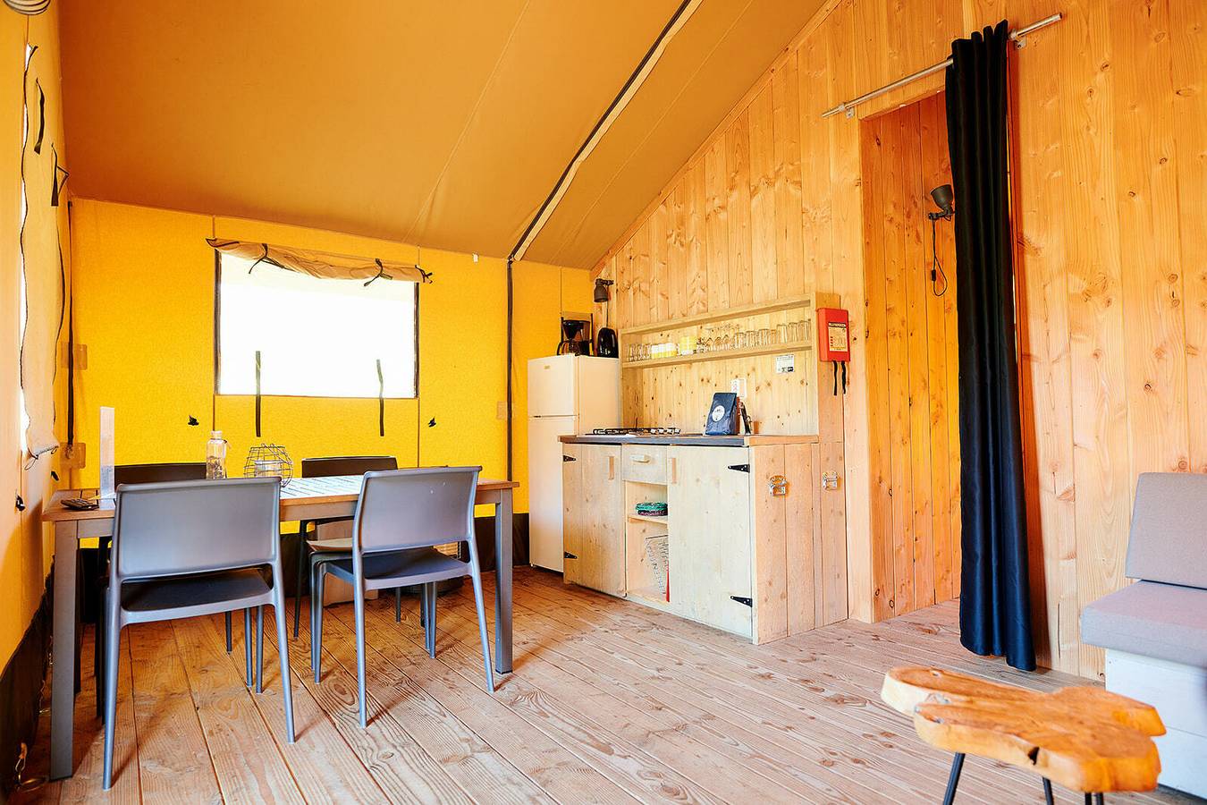 Vakantiepark Sallandshoeve — Wellness-Safarizelt für 6 Personen in Sallandse Heuvelrug