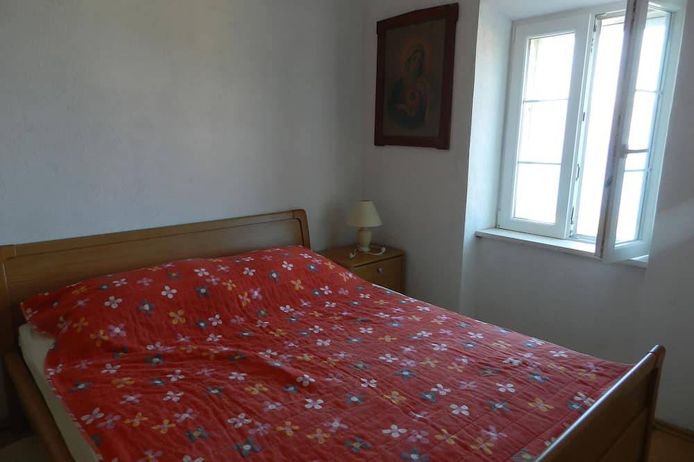 Ganze Wohnung, Komfortable Ferienwohnung mit atemberaubendem Meerblick in Lumbarda, Korcula