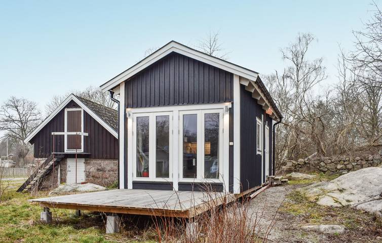 Ferienhaus für 4 Personen, mit Terrasse und Garten in Sturkö