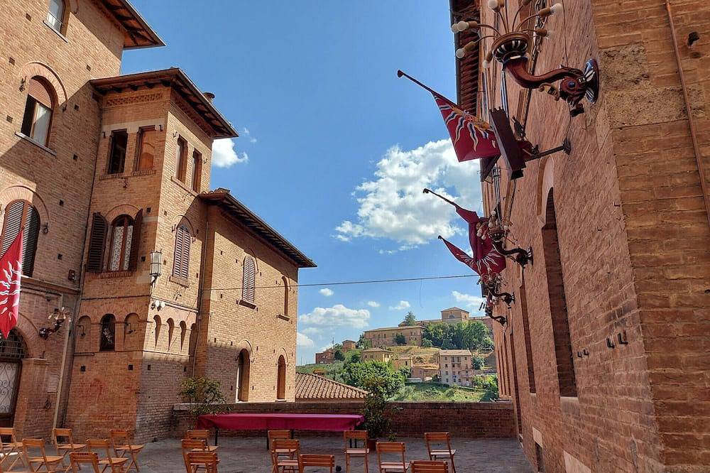 Apartamento entero, Independent apartment near Piazza del Campo in Siena, Provincia de Siena