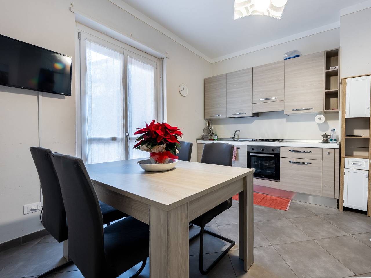 Ganze Wohnung, Nonna Lina in Alba, Langhe