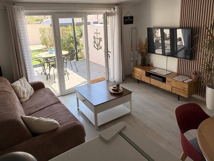 Gîte pour 4 personnes, avec jardin à Bellegarde - 2
