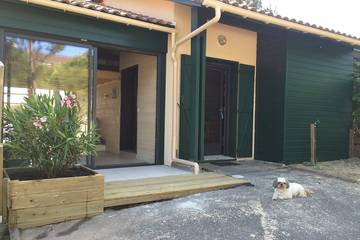 Villa pour 8 personnes, avec terrasse ainsi que jardin et piscine à Moliets-et-Maa