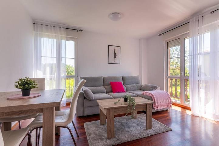 Apartamento para 4 personas, con vistas y terraza en Castañeda