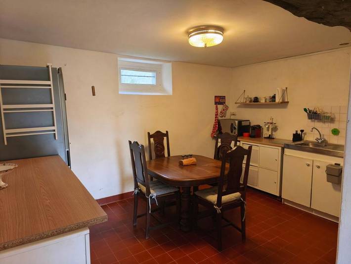 Gîte pour 3 personnes, avec vue ainsi que terrasse et jardin, animaux acceptés à Maigné - 3