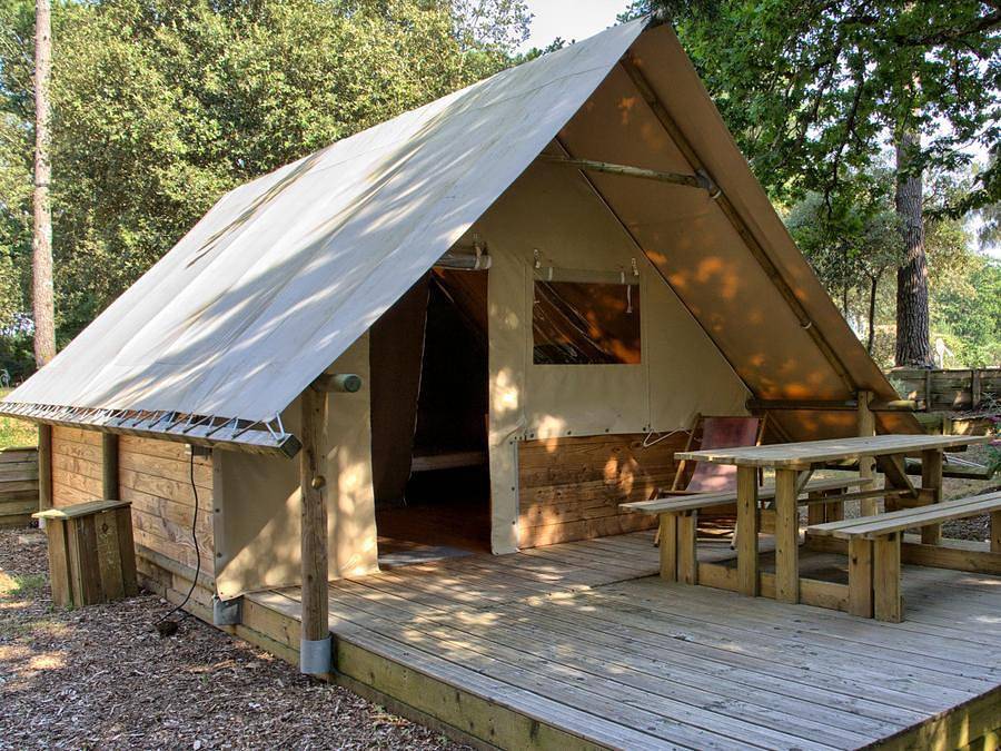  Camping des Pins - Camping Paradis - Bungalowzelt 4 personen - Amazonas-Hütte (ohne Sanitäranlagen) in Soulac-sur-Mer, Lesparre-Médoc und Umgebung