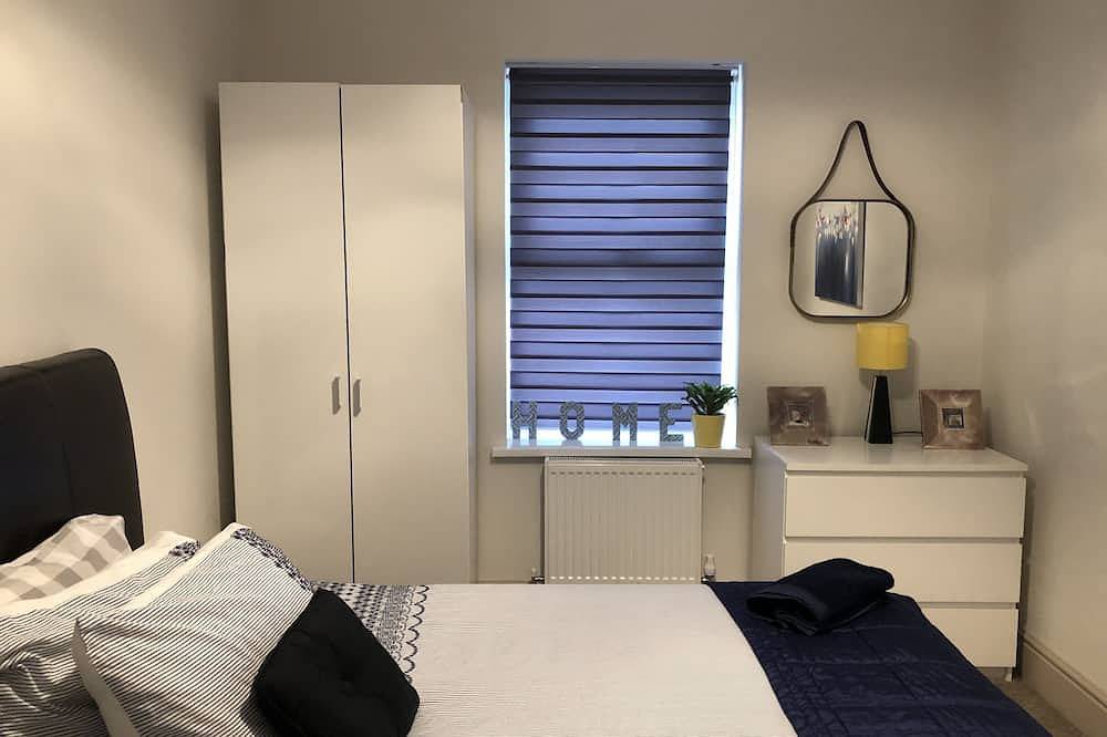 Entire apartment, Stylish and sleek Victorian flat, with partial views of the sea. in Botany Bay, Kent