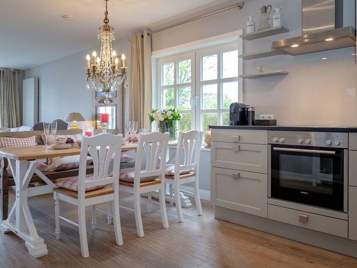 Ganze Ferienwohnung, Uhlenhorst - Großzügig geschnittene Ferienwohnung im traumhaften Kapitänsdorf Keitum! in Keitum, Sylt (Gemeinde)
