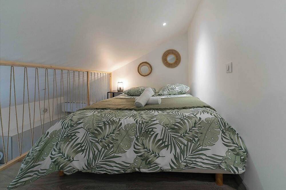 Appartement entier, Air-cond duplex apartment in the city center in Vichy, Région de Vichy
