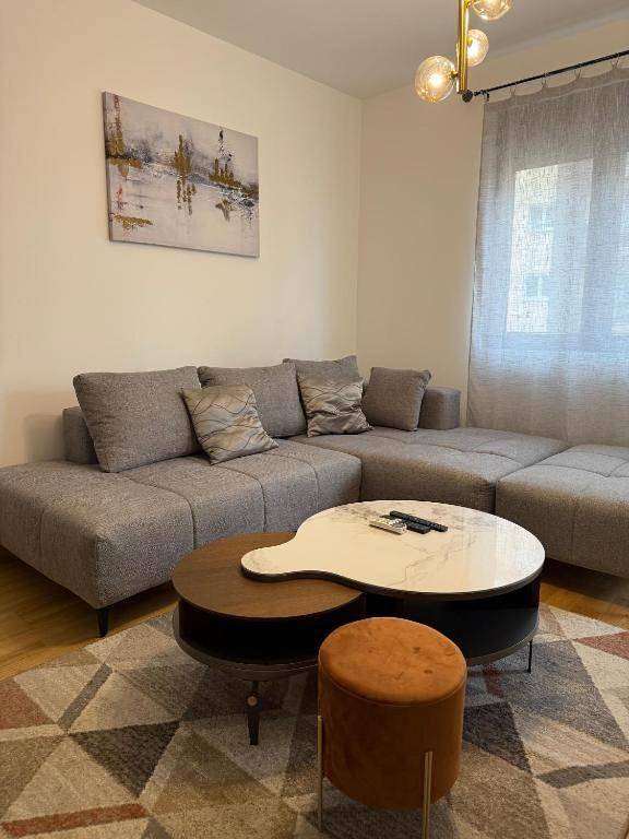 Apartament wakacyjny dla 3 osób, z Balkon i Taras oraz Widok w Podgorica