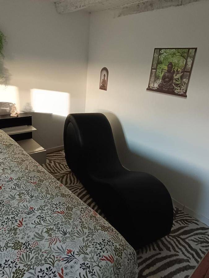 Love House esprit zen en pleine nature in Chenevelles, Vienne (France)
