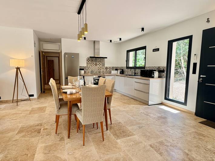 Villa contemporaine avec piscine privée à Sotta in Sotta, Arrondissement de Sartène