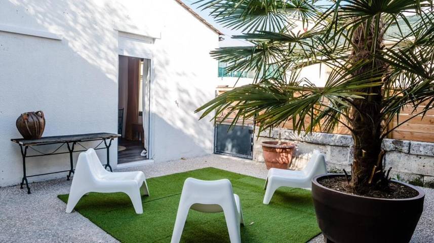 Gîte pour 2 personnes, avec terrasse à Ruelle-sur-Touvre - 2