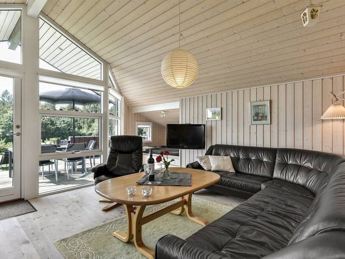 "Rathi" - 250m from the sea in Haarby, Kleiner Belt
