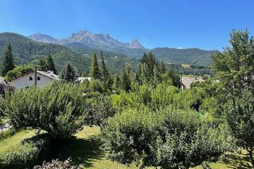 Gîte pour 3 personnes, avec jardin et balcon à Barcelonnette