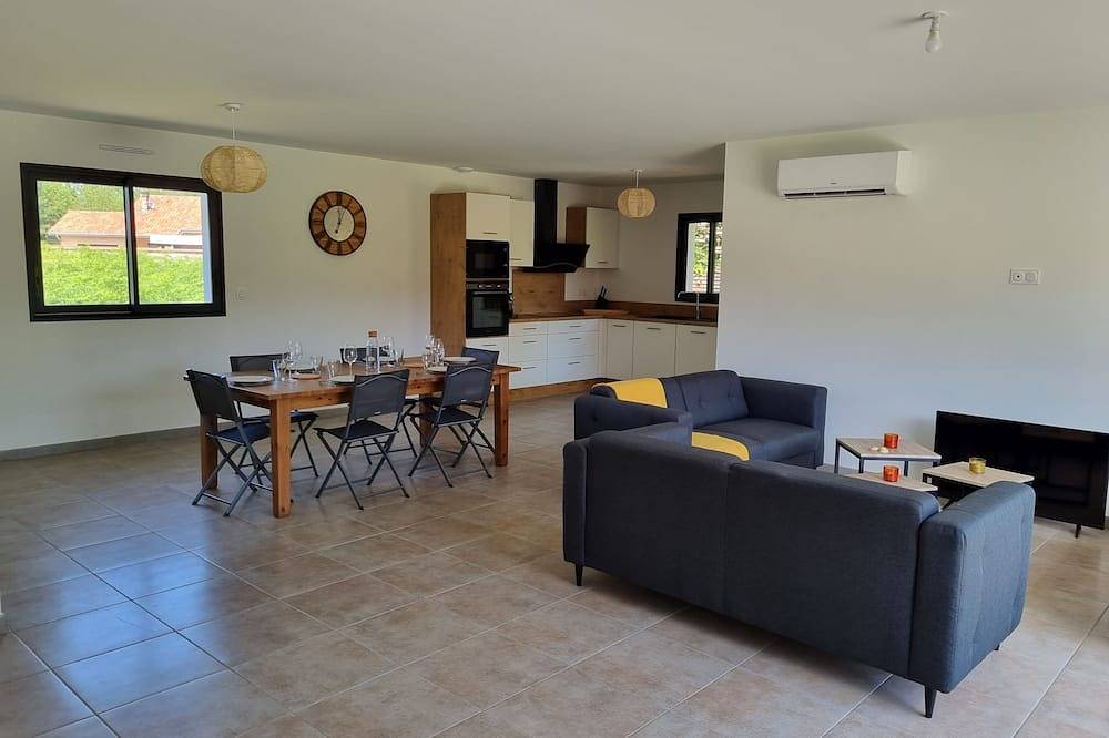 Pleasant house, 6 km from the ocean, boulodrome. in Vielle-Saint-Girons, Côte d’Argent