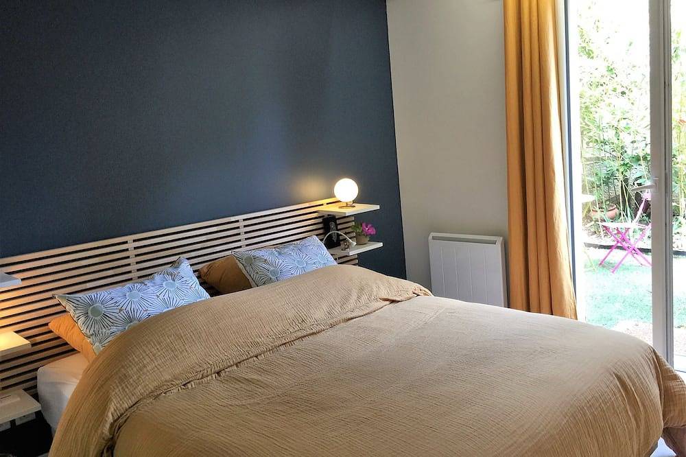 Villa Montpellier avec piscine 10 mn du centre ville 8 km de la plage . in Hôpitaux-Facultés, Montpellier