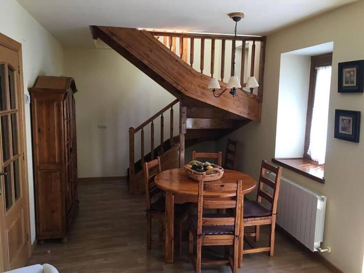 Gîte pour 5 personnes, avec balcon et vue dans Arties - 2