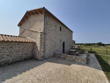 Maison d’hôte pour 4 personnes, avec terrasse et jardin à La Bruffière