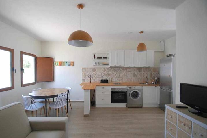 Gîte pour 4 personnes, avec terrasse dans El Campillo De Rodalquilar - 2