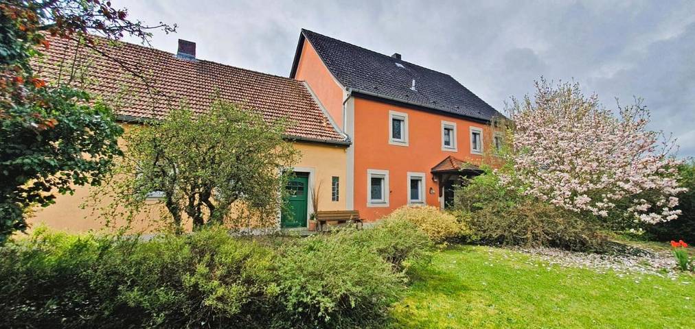 Ferienhaus für 15 Personen, mit Terrasse und Garten sowie Ausblick in Königsfeld (Oberfranken)
