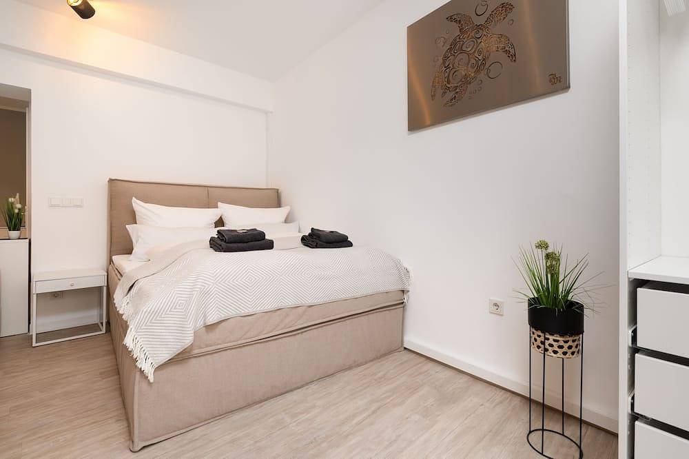 Entire apartment, Primero City-Loftdomicile I 84 sqm Terrace 6p. I Center - Rathaus - Old Town in Augsburg-Innenstadt, Augsburg