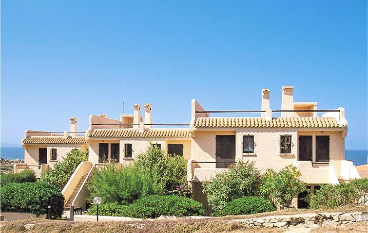 Gîte pour 3 personnes, avec piscine dans Santa Teresa Gallura - 3