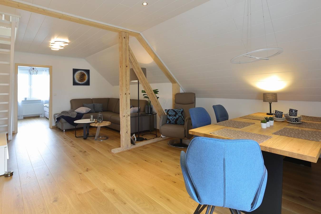 Ganze Wohnung, Gemütliche Ferienwohnung "Goldener Mond" mit Wlan, Balkon in Mastershausen, Hunsrück