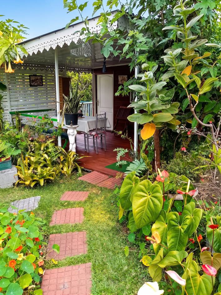 Chalet für 2 Personen, mit Garten und Terrasse - 1