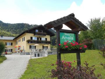 Ferienwohnung für 2 Personen, mit Garten und Terrasse in Strobl