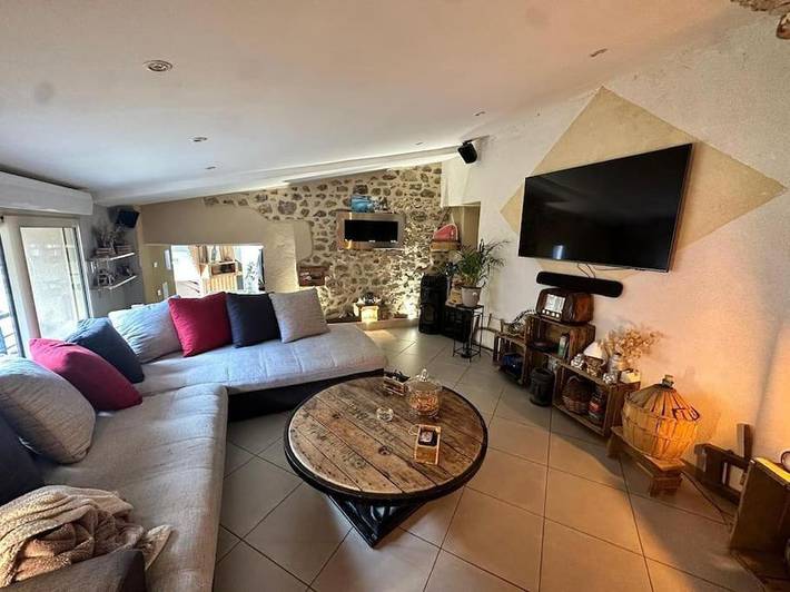 Maison de vacances pour 6 personnes, avec jacuzzi ainsi que piscine et terrasse